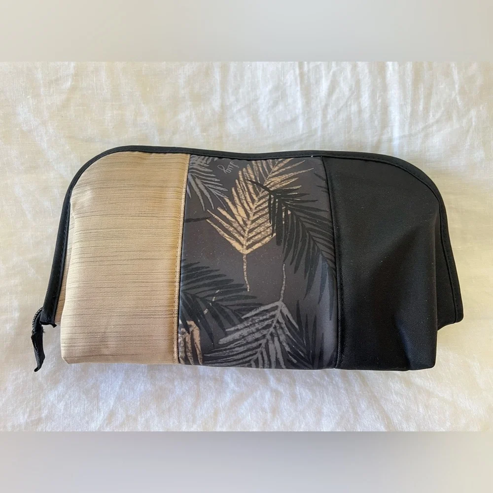 Lug Flash Cosmetic Makeup Bag Travel Carrier Case Brown Black